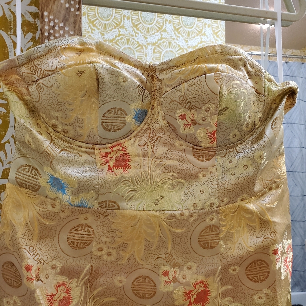 Strapless Gold Mini Dress! - Picture 4 of 7